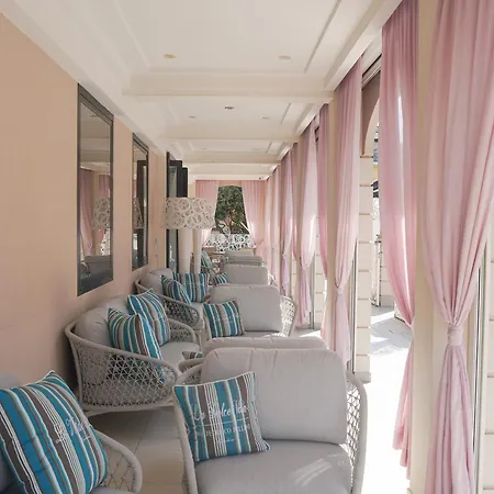 Hotel Paola