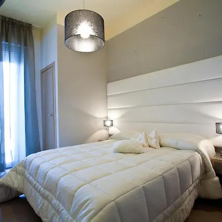 Hotel Paola 3*