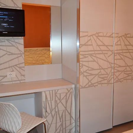 Hotel Paola 3*