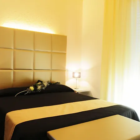 Hotel Paola 3*