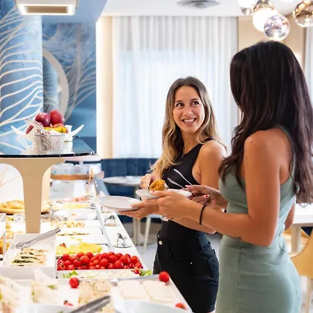 Paola 3* רימיני